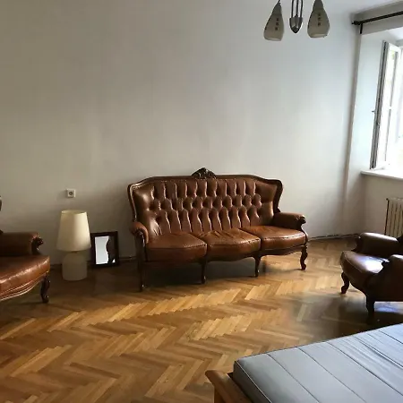 Heydukova 18 Apartment